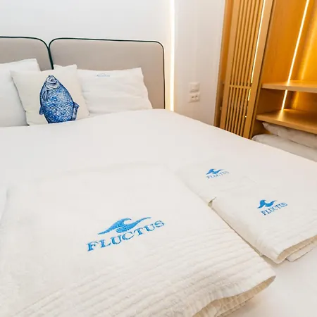 Fluctus * Durres