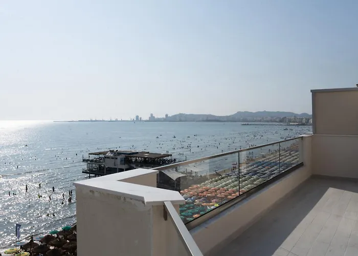 Fluctus Appartamento Durrës